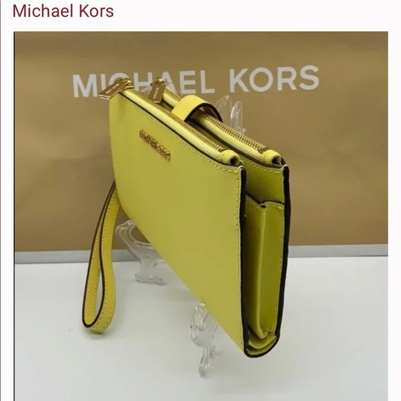 MICHAEL KORS LARGE DOUBLE ZIP WRISTLET WALLET SUNSHINE COLOR - Picture 11 of 13